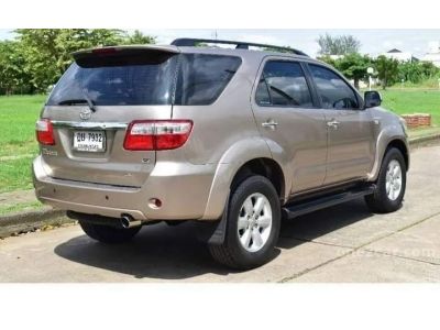 Toyota Fortuner 3.0 V SUV A/T ปี 2010 รูปที่ 5